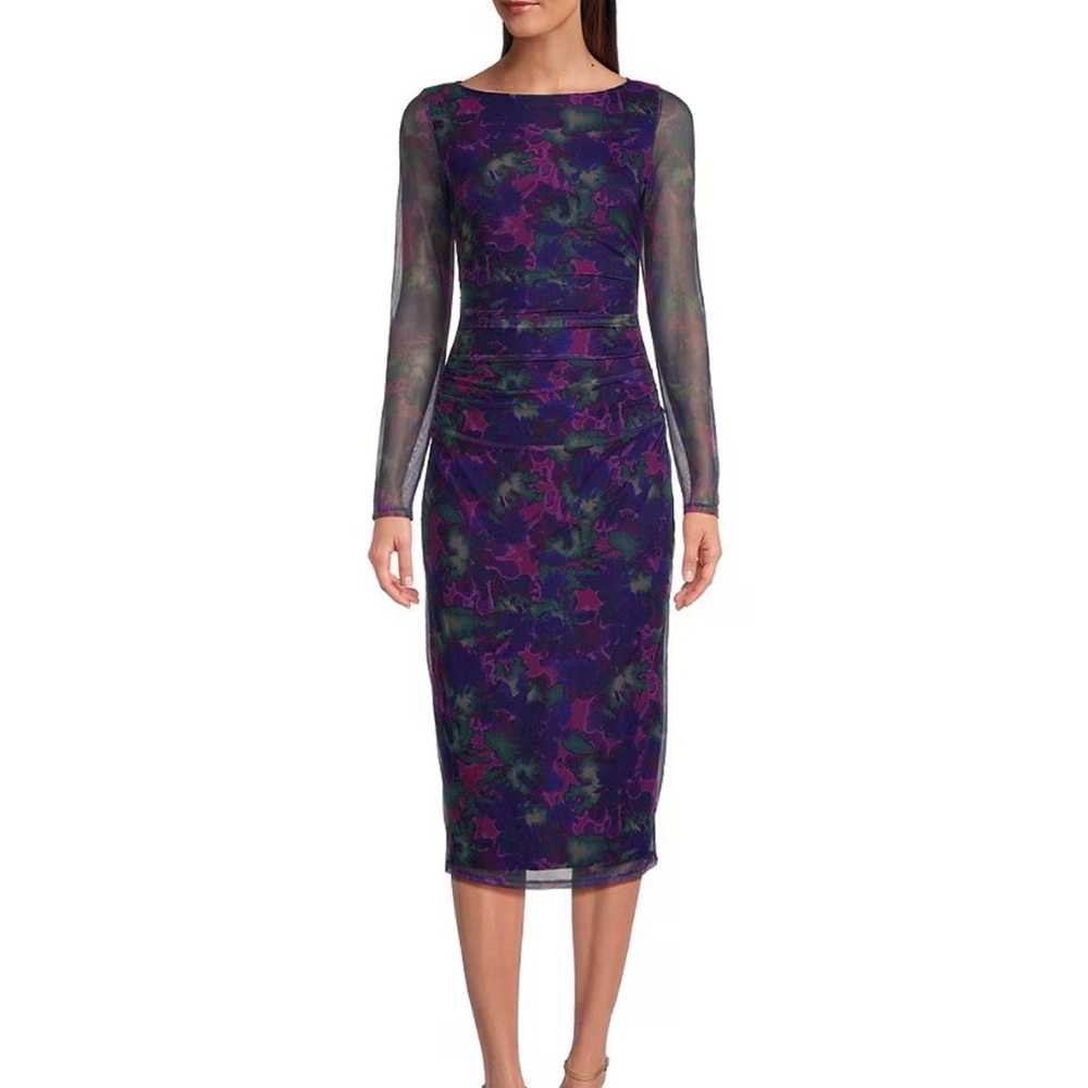 Vince Camuto
Crew Neck Long Sleeve Floral Midi Mesh Dress